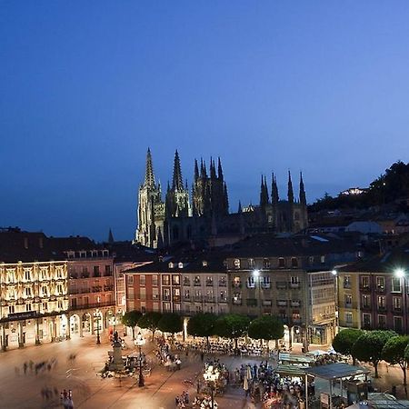 Apartamento Turistico Plaza Mayor Burgo エクステリア 写真